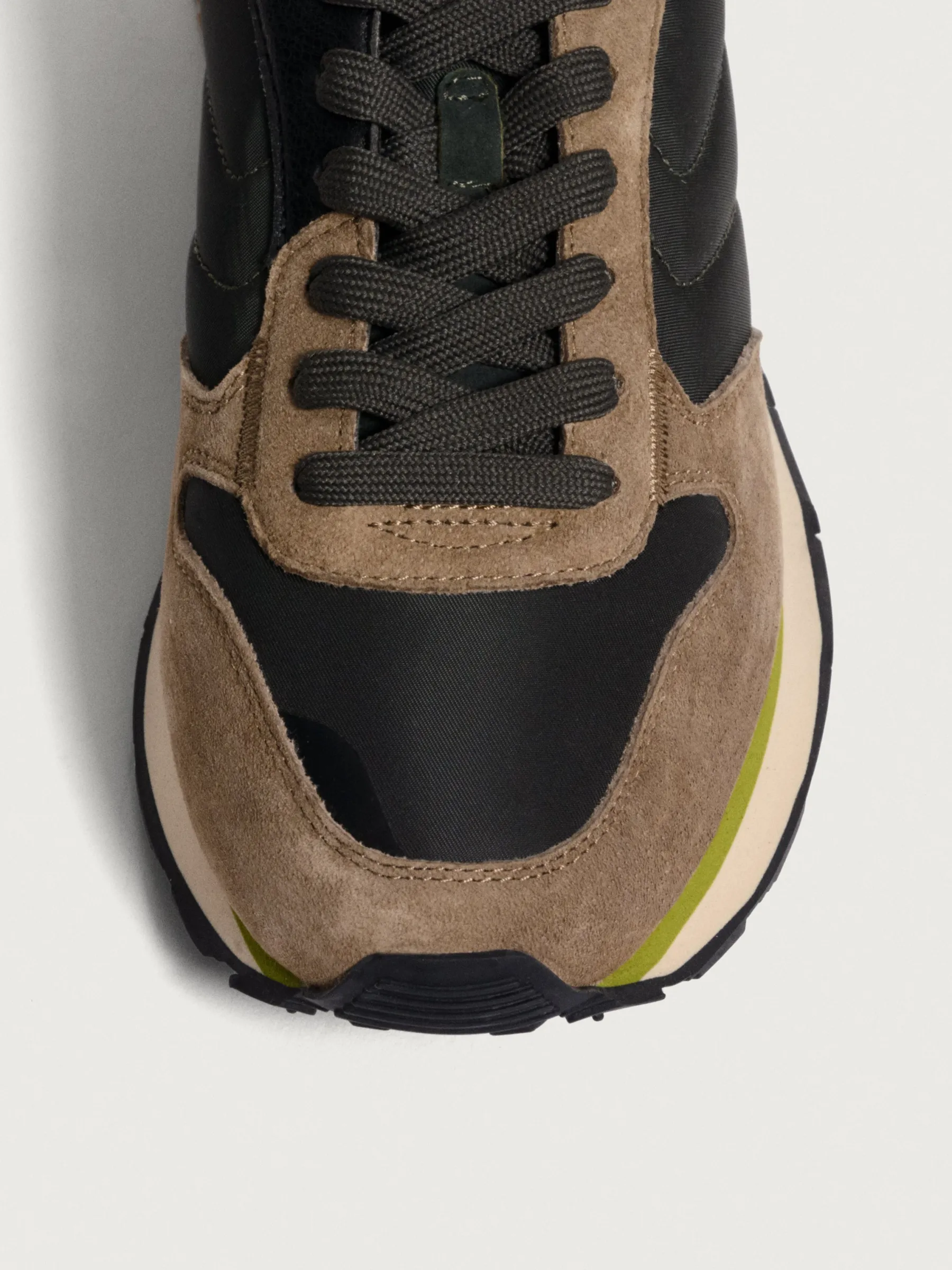 PELLA Herren Track & Field